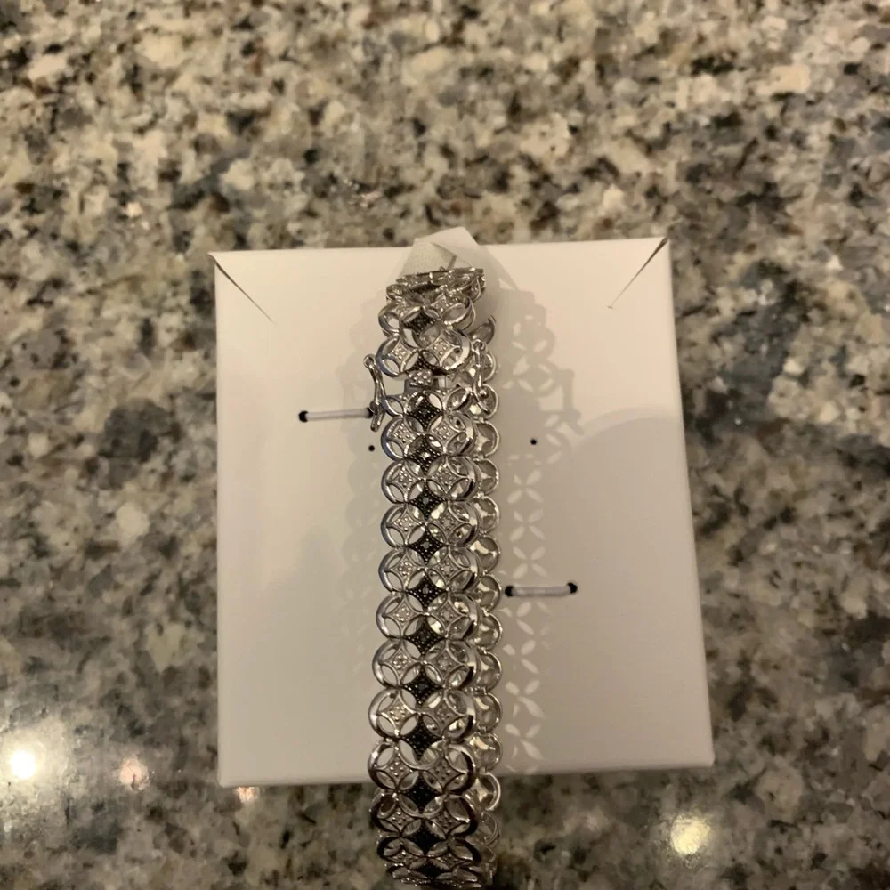 7.5 inch Sterling Silver White and Black Diamond filigree bracelet - Picture 2 of 6